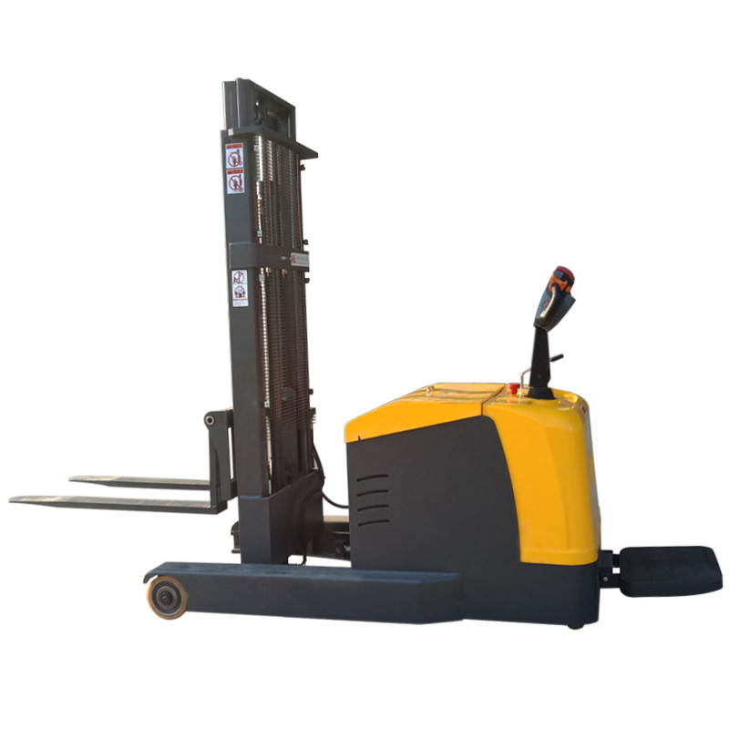 倉儲叉車廠家公司：叉車鉛酸電池損壞的因素