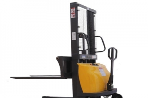 半電動(dòng)堆高車廠家說明怎樣使用半電動(dòng)堆高車？