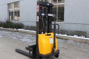 半電動堆高車液壓系統故障診斷的常用方法有哪些?