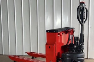 馭電越境,智載無界——全電動(dòng)越野搬運(yùn)車