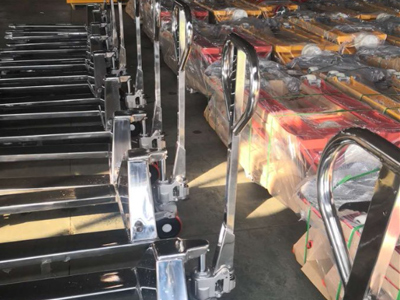 耐腐蝕搬運車選什么材質？不銹鋼地牛天選之子