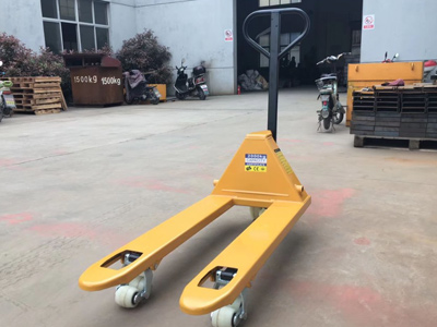 升降平穩(wěn)手動(dòng)地牛 2噸常用車型現(xiàn)貨速發(fā)